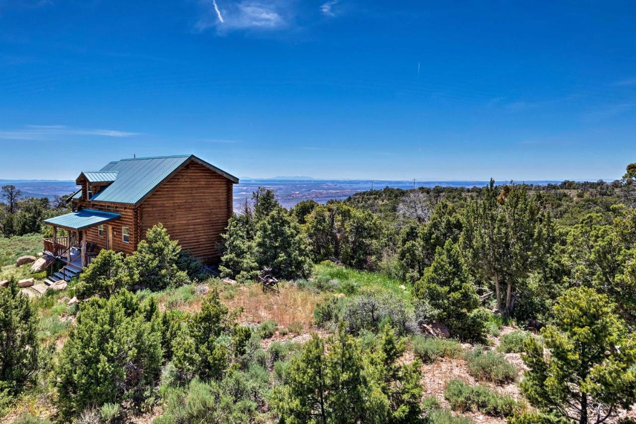 Cabin With Fire Pit, Views And Bbq 18 Mi To Moab! エクステリア 写真